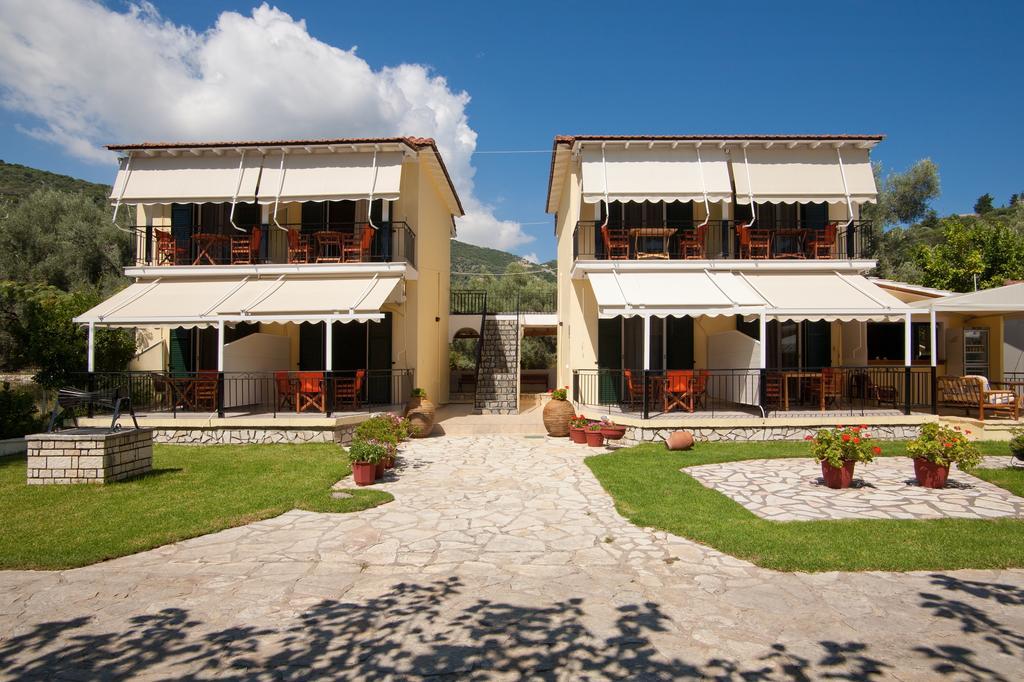 Natasa Studios Mikros Gialos Exterior photo