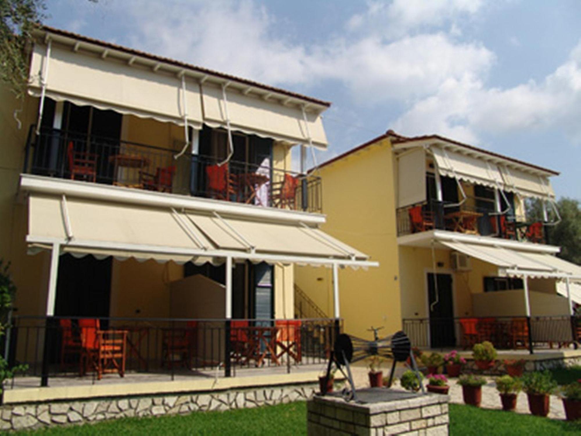 Natasa Studios Mikros Gialos Exterior photo